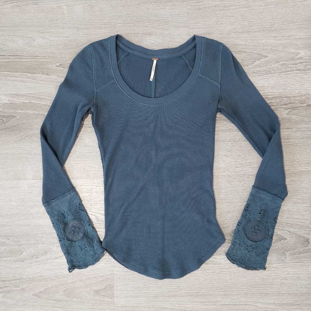Free People Thermal Crochet Lace Cuff Detail